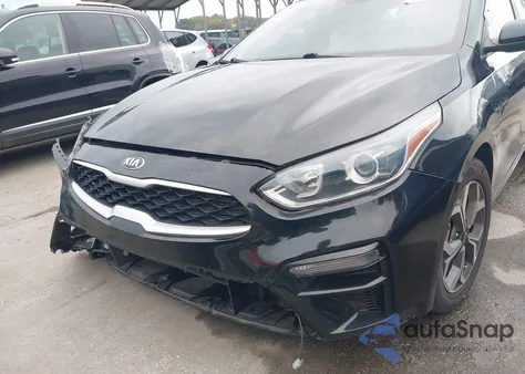 2019 Kia Forte Lxs z USA, uszkodzony, nr VIN 3KPF24AD9KE027429